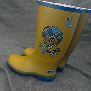 Womens Nomad rain boots sz.8